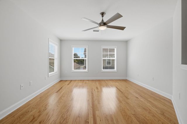 310 Lorenzo Dr., North Myrtle Beach, SC 29582