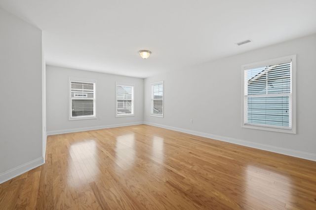 310 Lorenzo Dr., North Myrtle Beach, SC 29582