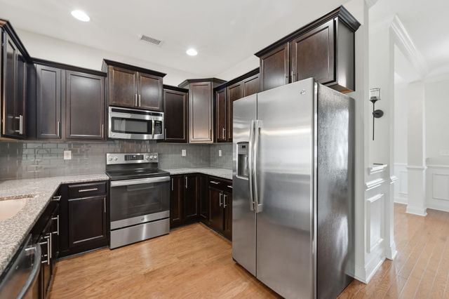 310 Lorenzo Dr., North Myrtle Beach, SC 29582