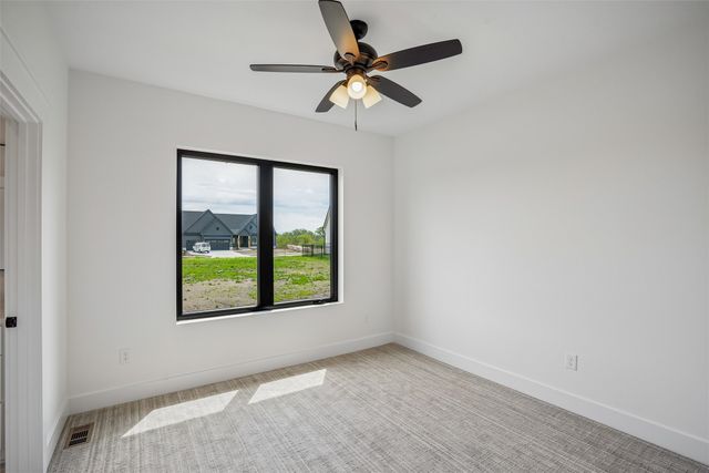 18190 Hidden Knoll, Clive, IA 50325