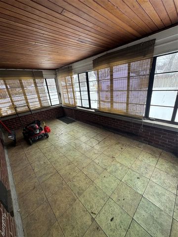 10811 Bonita Street, Detroit, MI 48224