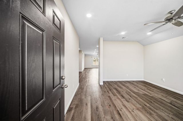 5235 James Michael Drive, Rosharon, TX 77583
