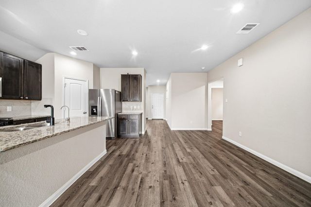 5235 James Michael Drive, Rosharon, TX 77583