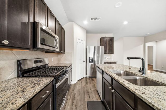 5235 James Michael Drive, Rosharon, TX 77583