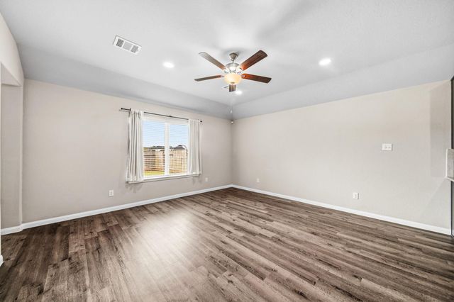 5235 James Michael Drive, Rosharon, TX 77583
