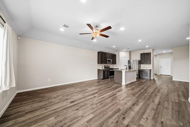5235 James Michael Drive, Rosharon, TX 77583
