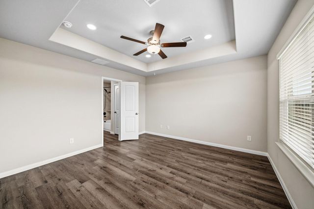 5235 James Michael Drive, Rosharon, TX 77583