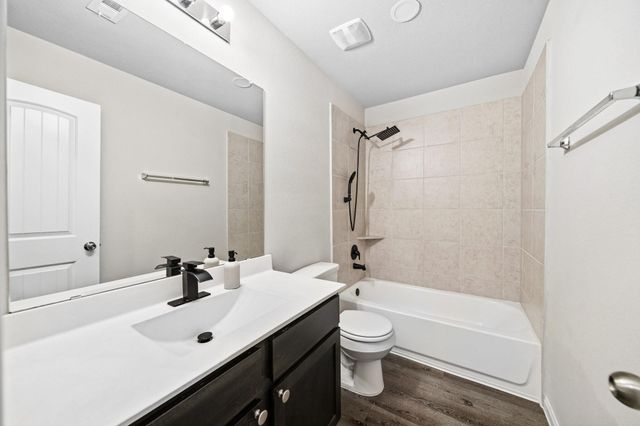 5235 James Michael Drive, Rosharon, TX 77583