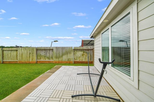5235 James Michael Drive, Rosharon, TX 77583