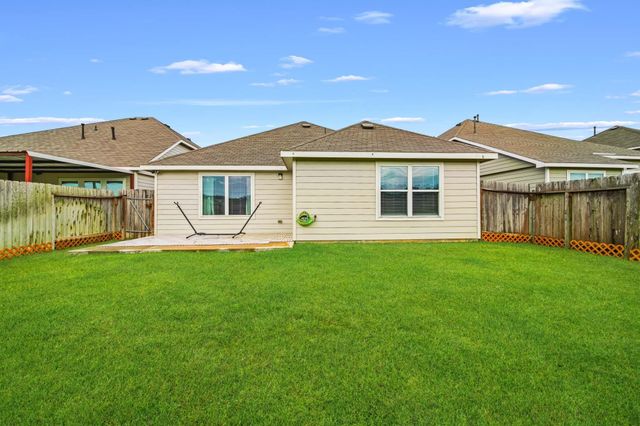5235 James Michael Drive, Rosharon, TX 77583
