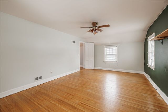 112 Curtice Road, Irondequoit, NY 14617