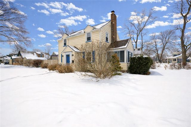 112 Curtice Road, Irondequoit, NY 14617