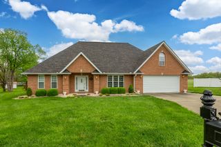 1705 Josephine Lane, Marion, IL 62959