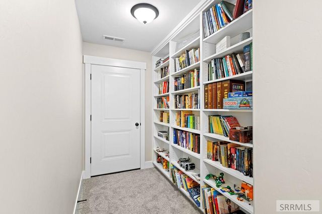 4047 Maizy Way, Ammon, ID 83406