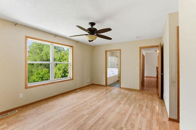 7024 W 144th Street, Savage, MN 55378