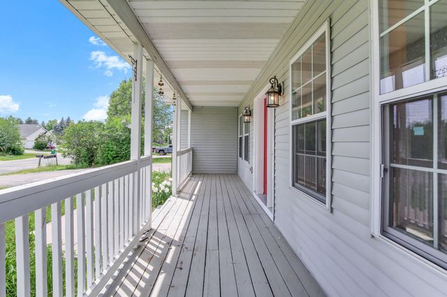 7024 W 144th Street, Savage, MN 55378