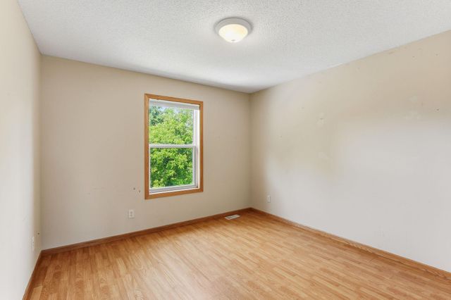 7024 W 144th Street, Savage, MN 55378