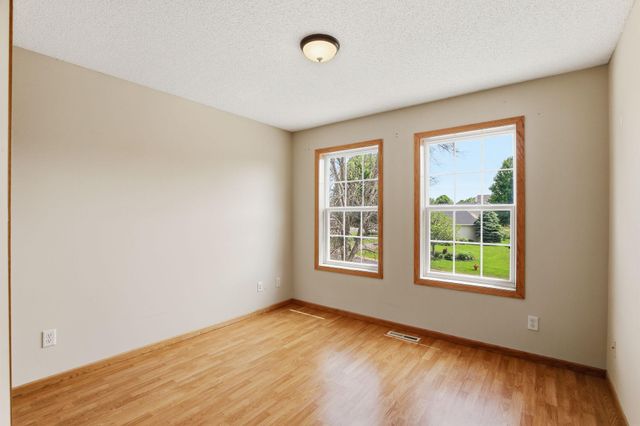 7024 W 144th Street, Savage, MN 55378