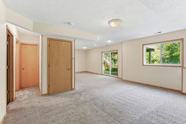 7024 W 144th Street, Savage, MN 55378