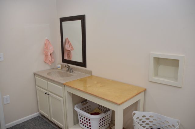 351 Hurricane Creek Rd, Linden, TN 37096