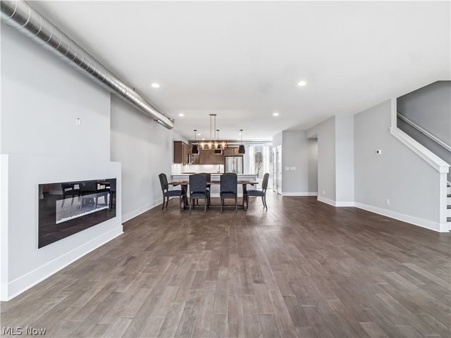 4191 Lorain Court, Cleveland, OH 44113