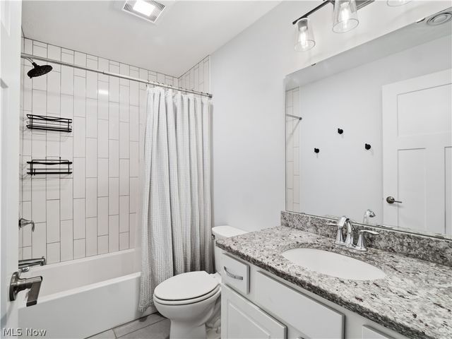 4191 Lorain Court, Cleveland, OH 44113