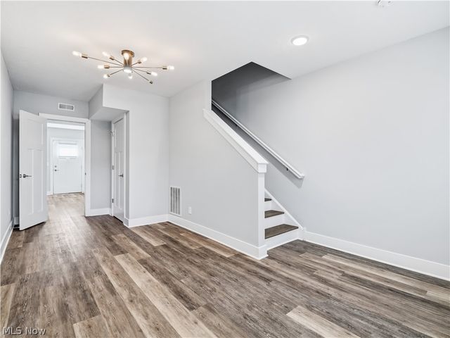 4191 Lorain Court, Cleveland, OH 44113