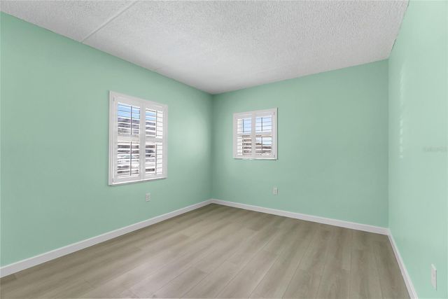 1153 RUE DES ROIS 1A, South Pasadena, FL 33707