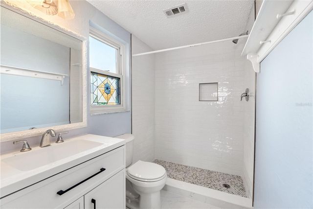 1153 RUE DES ROIS 1A, South Pasadena, FL 33707