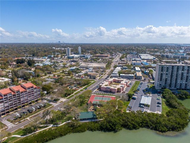 1153 RUE DES ROIS 1A, South Pasadena, FL 33707