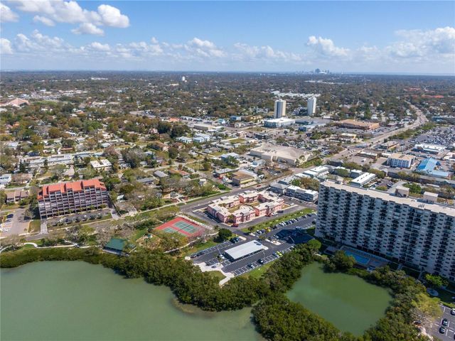 1153 RUE DES ROIS 1A, South Pasadena, FL 33707