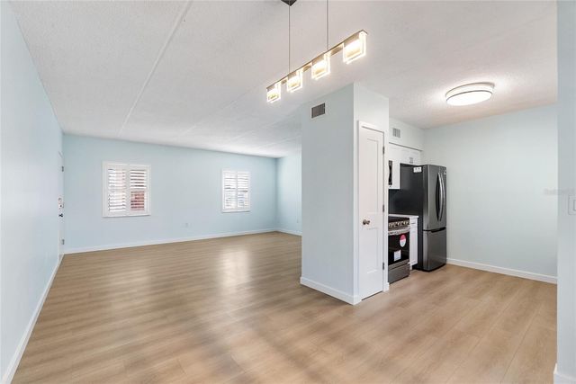 1153 RUE DES ROIS 1A, South Pasadena, FL 33707