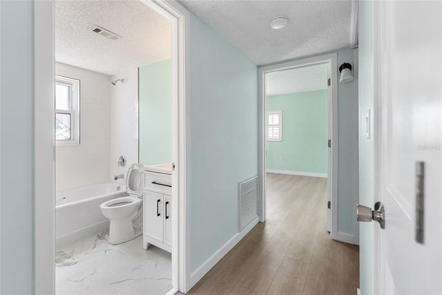 1153 RUE DES ROIS 1A, South Pasadena, FL 33707