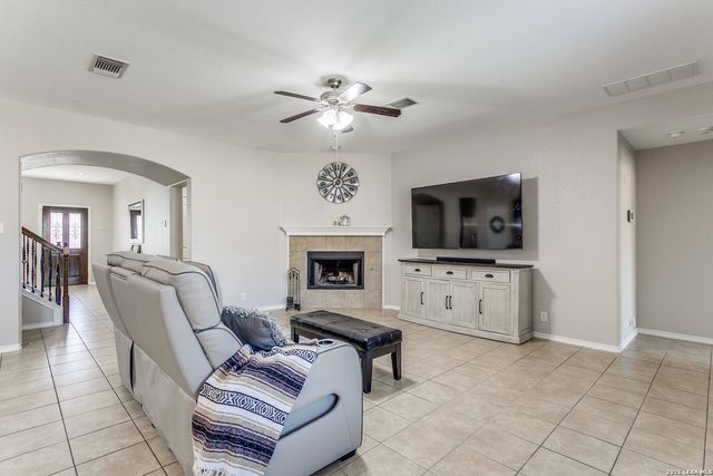 15435 Gallant Bloom, San Antonio, TX 78245