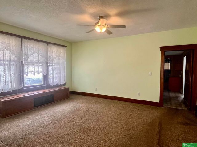 312 N 33rd Street, Omaha, NE 68132
