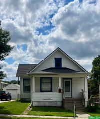 312 N 33rd Street, Omaha, NE 68132