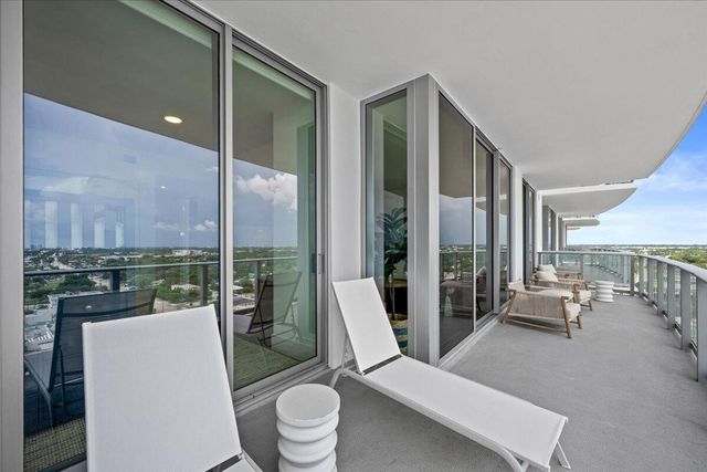 220 Lake Shore Drive 1513, Lake Park, FL 33403