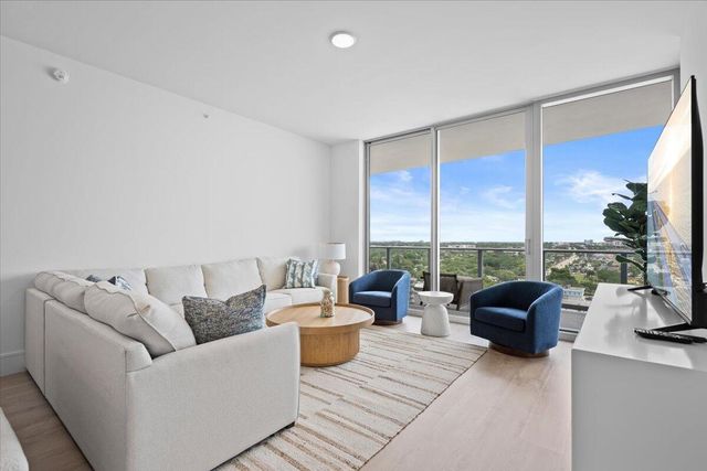 220 Lake Shore Drive 1513, Lake Park, FL 33403