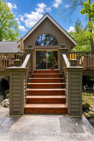 1100 Wild Ginger Trail, Haslett, MI 48840