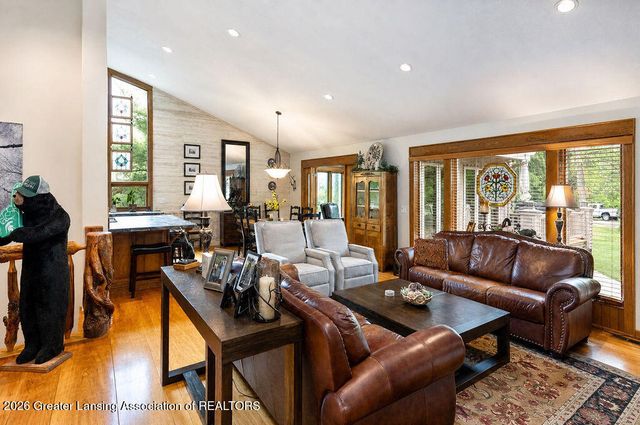1100 Wild Ginger Trail, Haslett, MI 48840