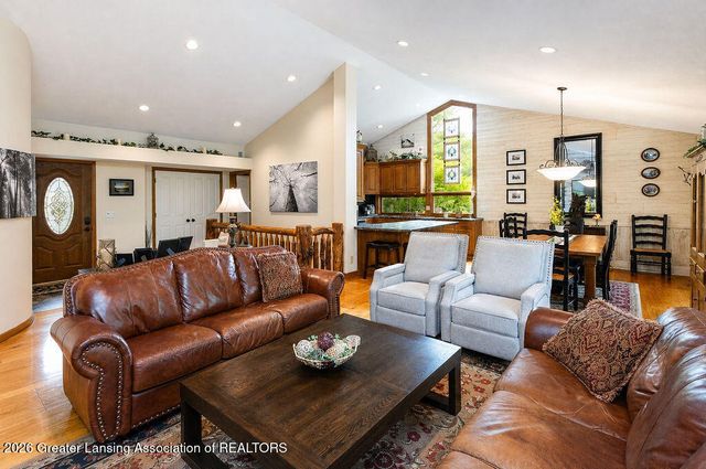1100 Wild Ginger Trail, Haslett, MI 48840