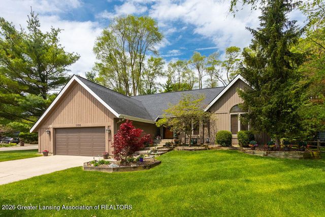 1100 Wild Ginger Trail, Haslett, MI 48840
