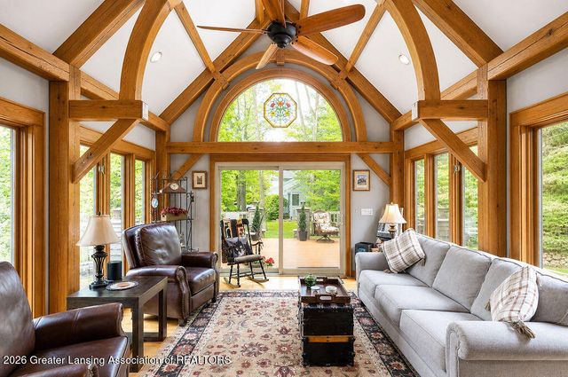 1100 Wild Ginger Trail, Haslett, MI 48840