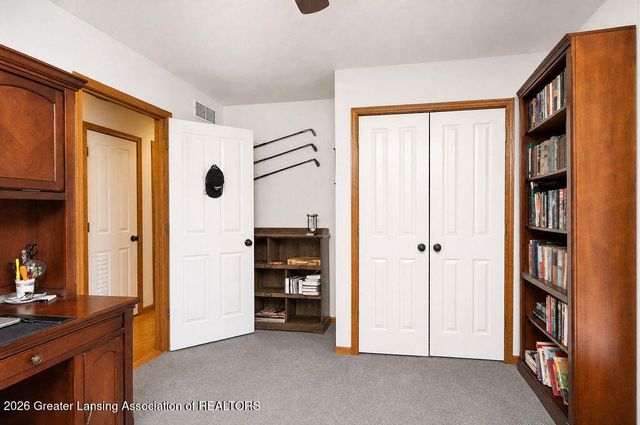 1100 Wild Ginger Trail, Haslett, MI 48840