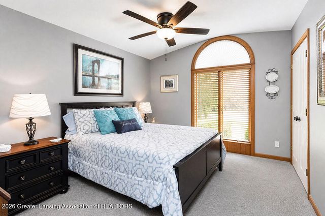 1100 Wild Ginger Trail, Haslett, MI 48840