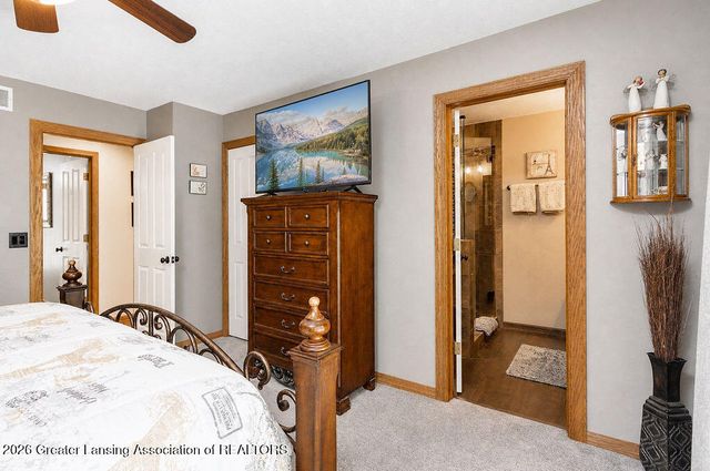 1100 Wild Ginger Trail, Haslett, MI 48840