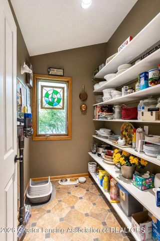 1100 Wild Ginger Trail, Haslett, MI 48840