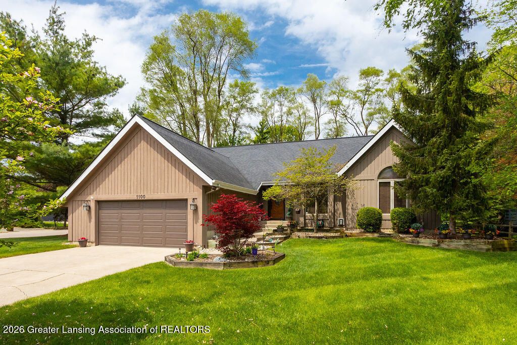 1100 Wild Ginger Trail, Haslett, MI 48840