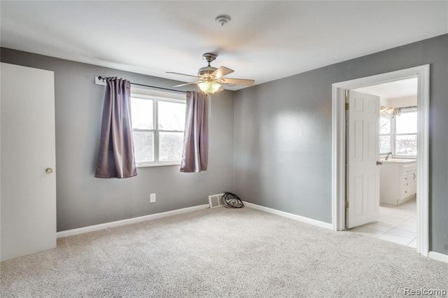 3388 Coolidge Hwy, Royal Oak, MI 48073