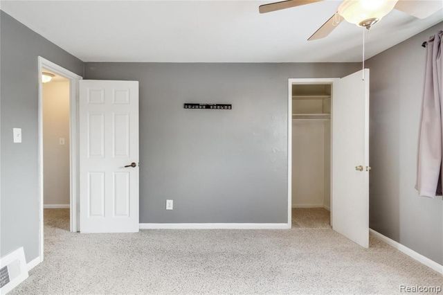 3388 Coolidge Hwy, Royal Oak, MI 48073